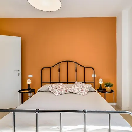 Family & Friends Rooms With Shared Bathroom Padua Buitenkant foto